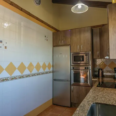 Holiday home Cubo's De La Rosa *
